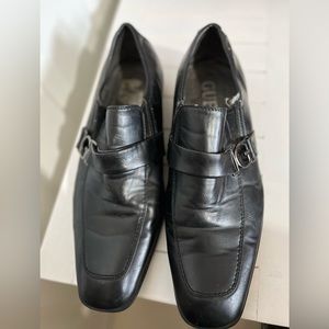 Guess Dress shoes men. size:10